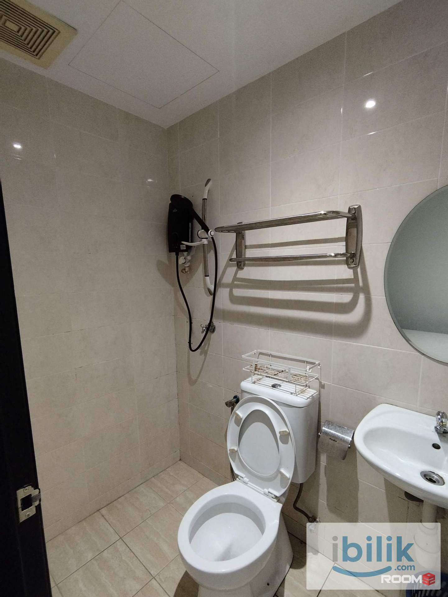 Spacious Co-Living Room with [ Zero Deposit ] I NEW CONCEPT !! HOTEL ROOM FOR LONG STAY
