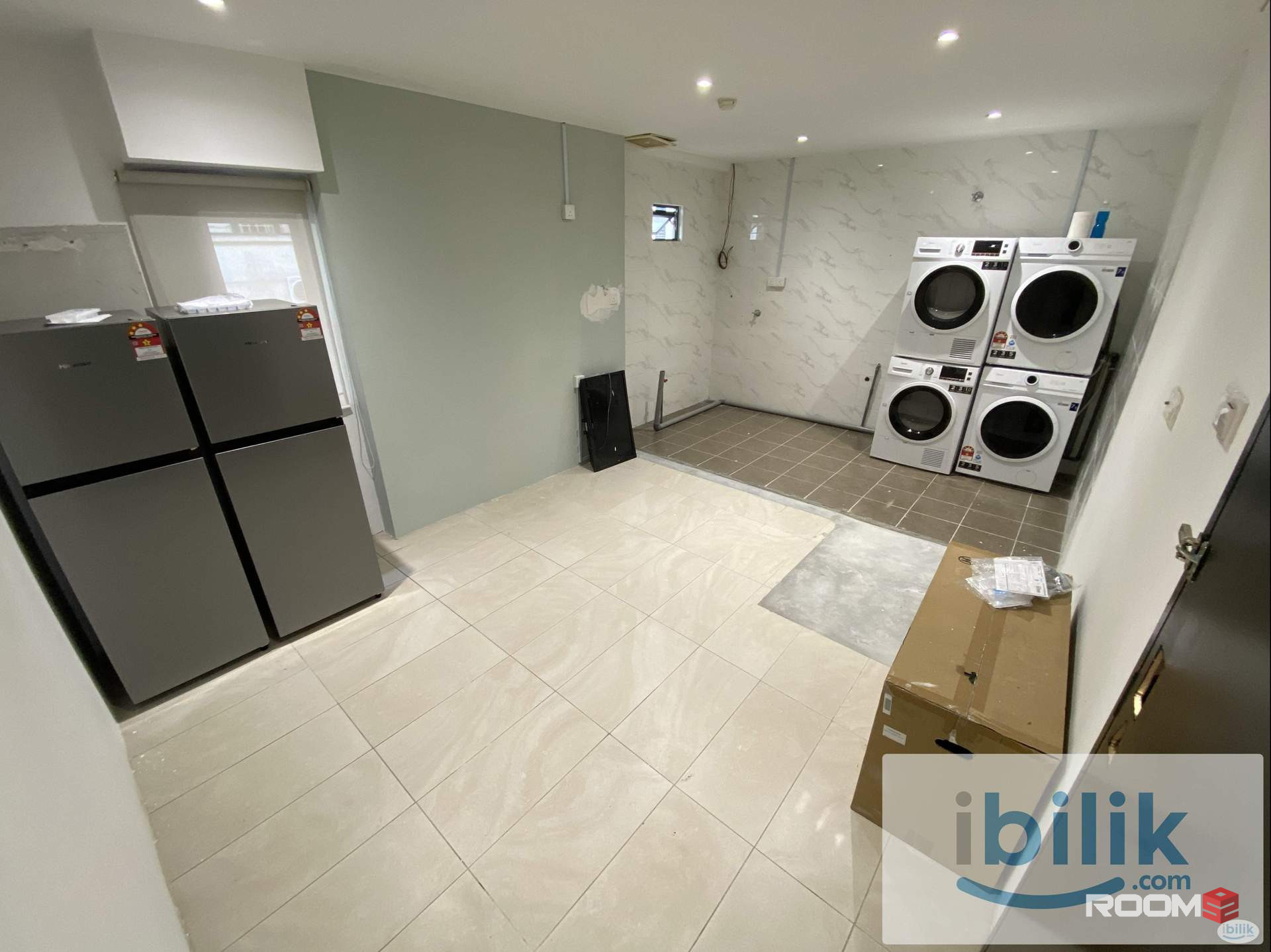 Spacious Co-Living Room with [ Zero Deposit ] I NEW CONCEPT !! HOTEL ROOM FOR LONG STAY