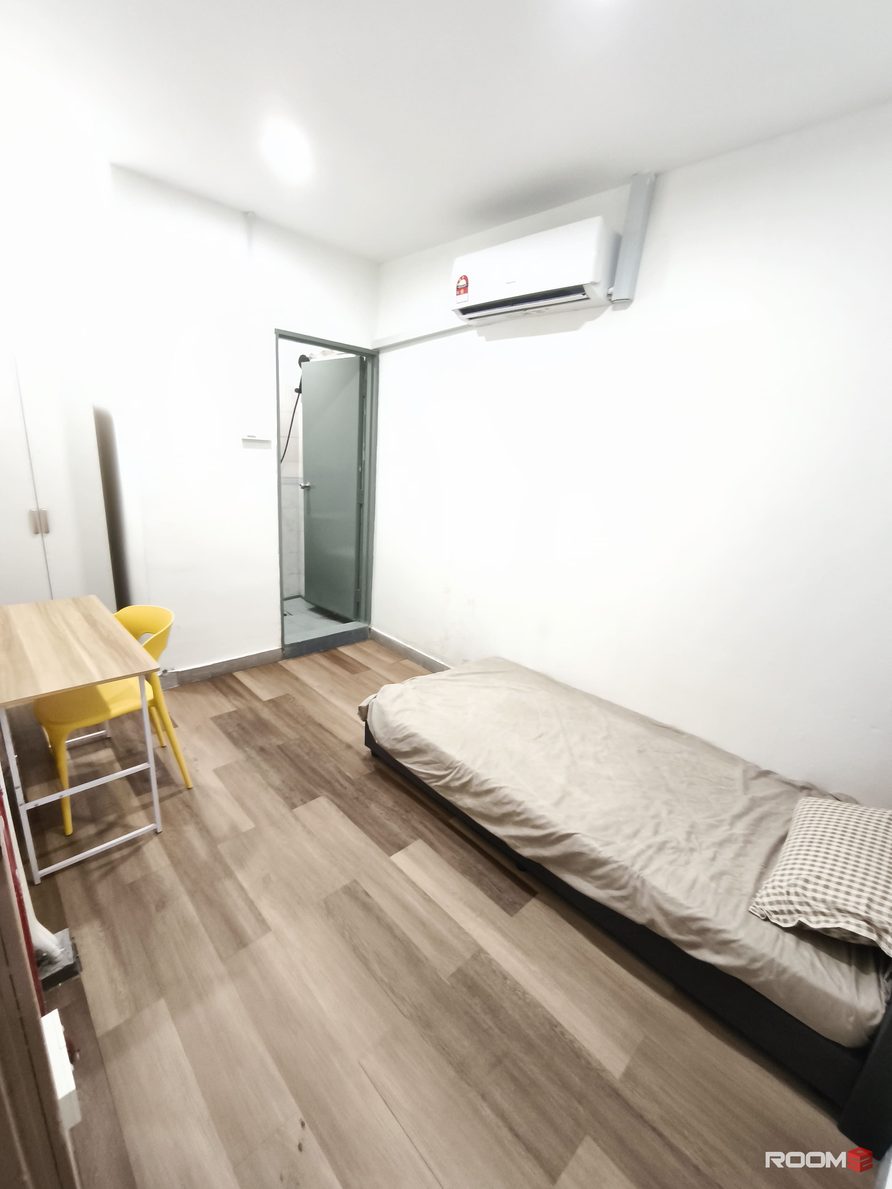 Near MRT Imbi 🚆Single Room + Private Toilet for Rent @ Bukit Bintang