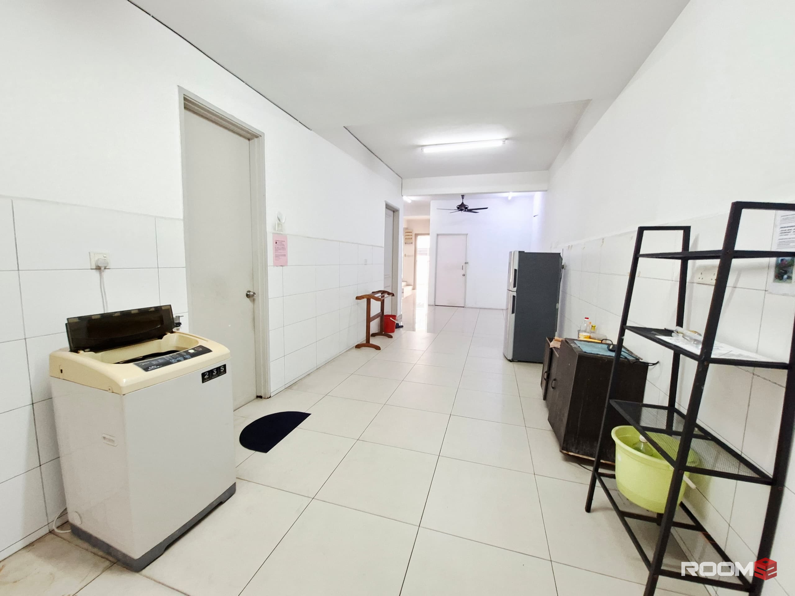 LRT 3 Klang, Lotus, Aeon Bukit Tinggi Fully Furnished Affordable Room