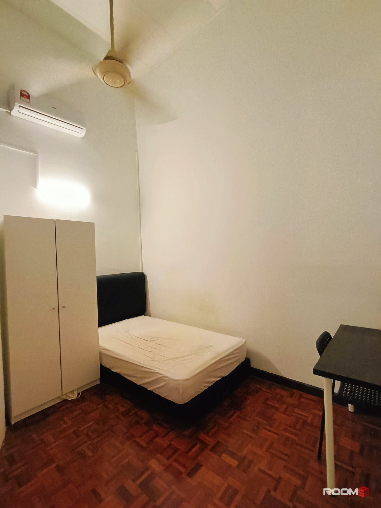 ‼️ Walking Distance to MRT Bandar Utama, High Speed Wifi ‼️