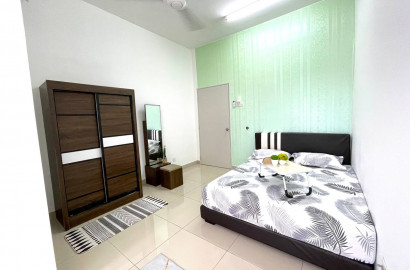 Middle Room at Bandar Mahkota Cheras, Cheras South ~ 🌟👉 Bilik Sewa Cheras, Seri Kembangan [𝐀𝐓𝐓𝐀𝐂𝐇𝐄𝐃 𝐓𝐎𝐈𝐋𝐄