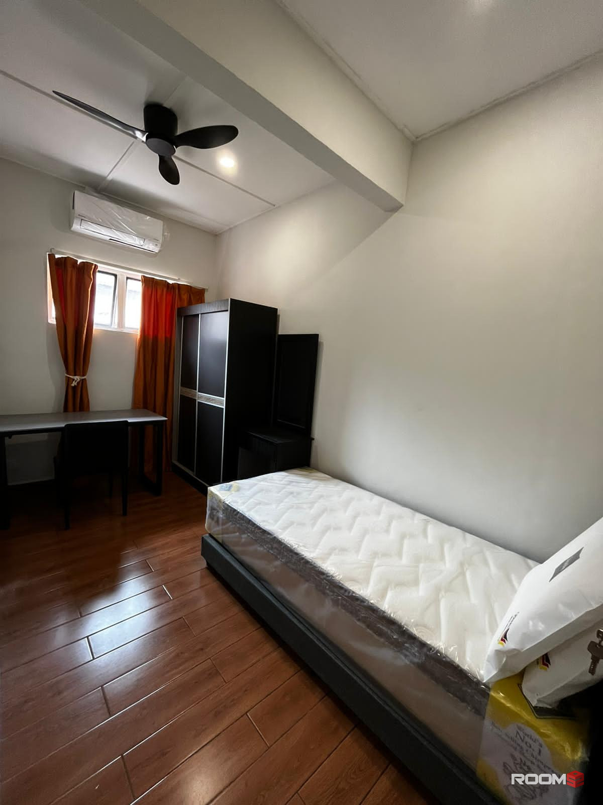 Newly Renovated Single Room for Rent at Puchong