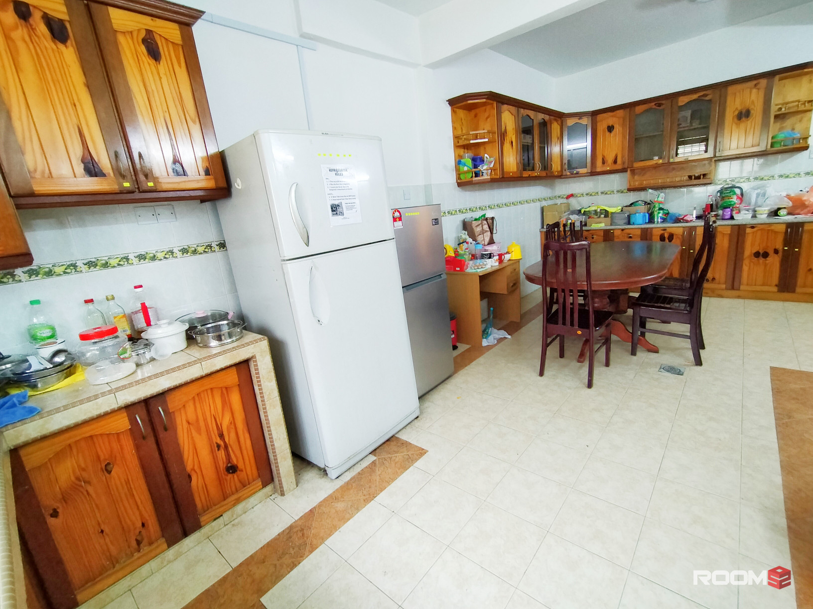 🔥Walking Distance to MRT Bandar Utama, High Speed Wifi 🔥