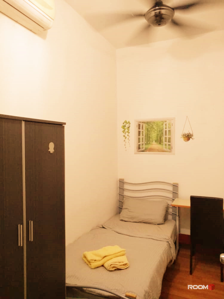 Amaya Maluri - Near LRT & MRT - Master Room (Near TRX, Bukit Bintang, TIME Square, Cheras, Ampang, Pandan,Pudu,Ismail)