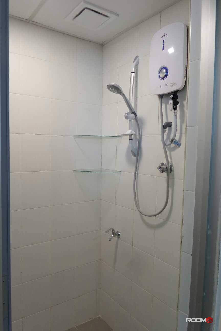 Premium ⭐️ Single Room Fully Furnished @ 2 Min Walk to Help Uni, Special Promotion, Aircond Wardrobe Table Chair Mattres