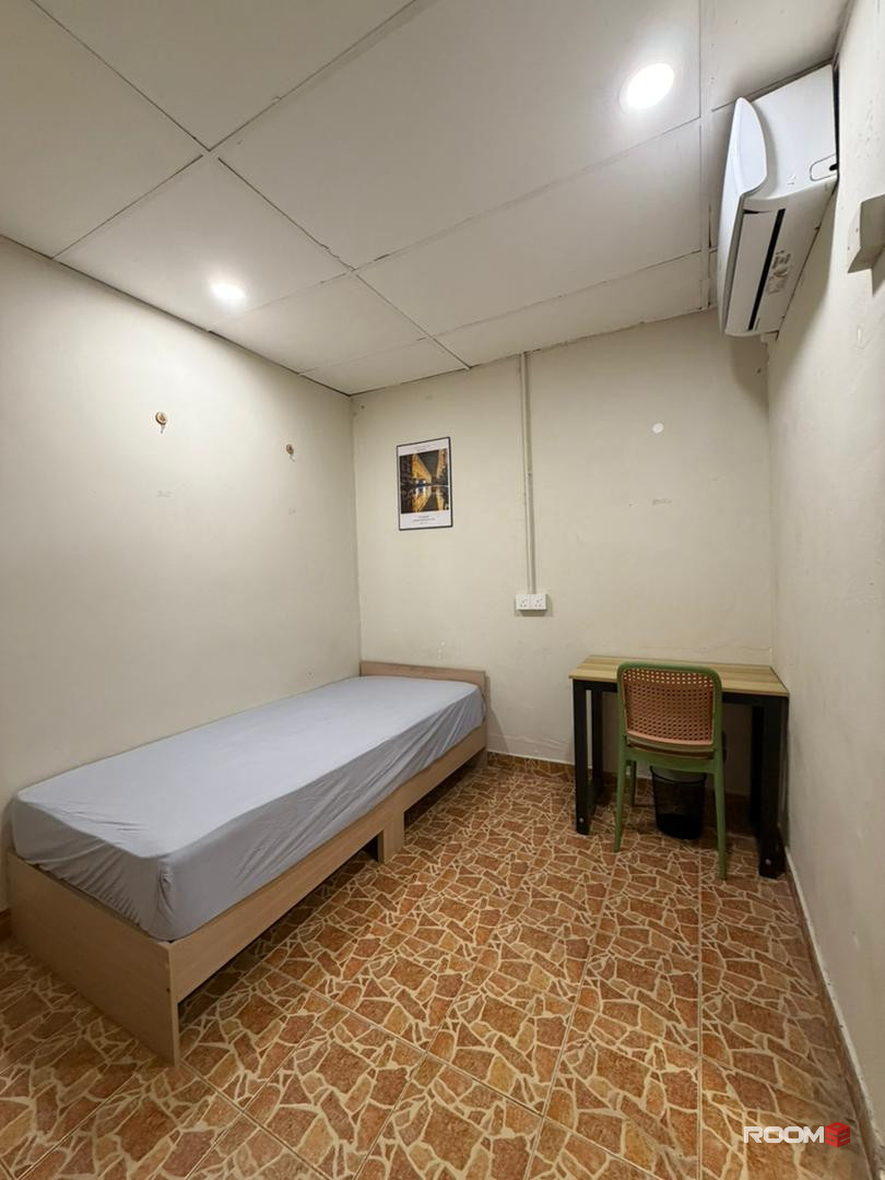 FREE DEPOSIT‼️Private Room Rent in Brickfield near NU Sentral 🏬
