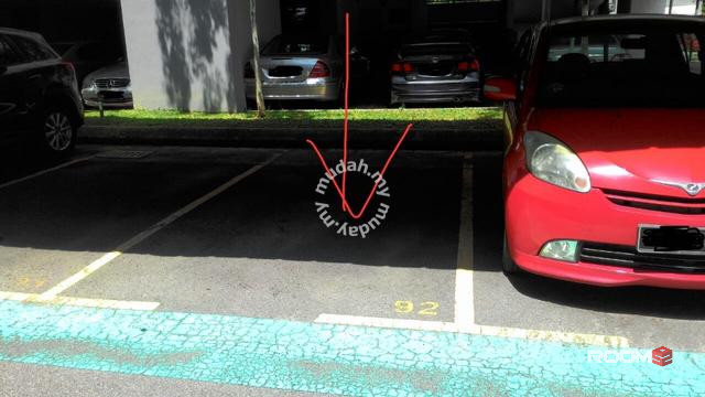 Medium Room for Rent FREE Car Park, Bandar Sri Permaisuri, Cheras, KL