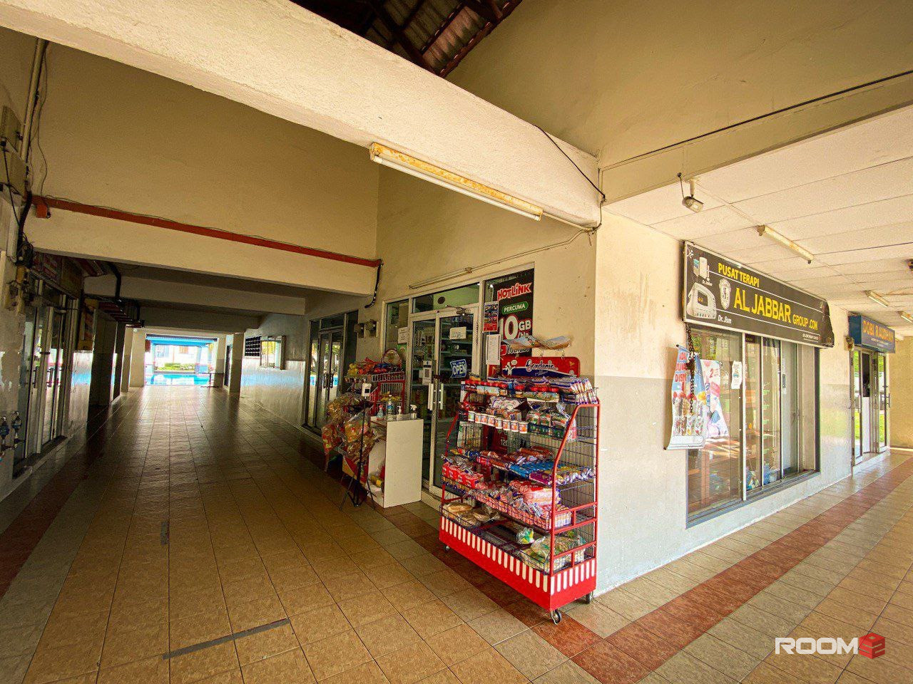 Single Room , Vista Pinggiran, Sri Kembangan
