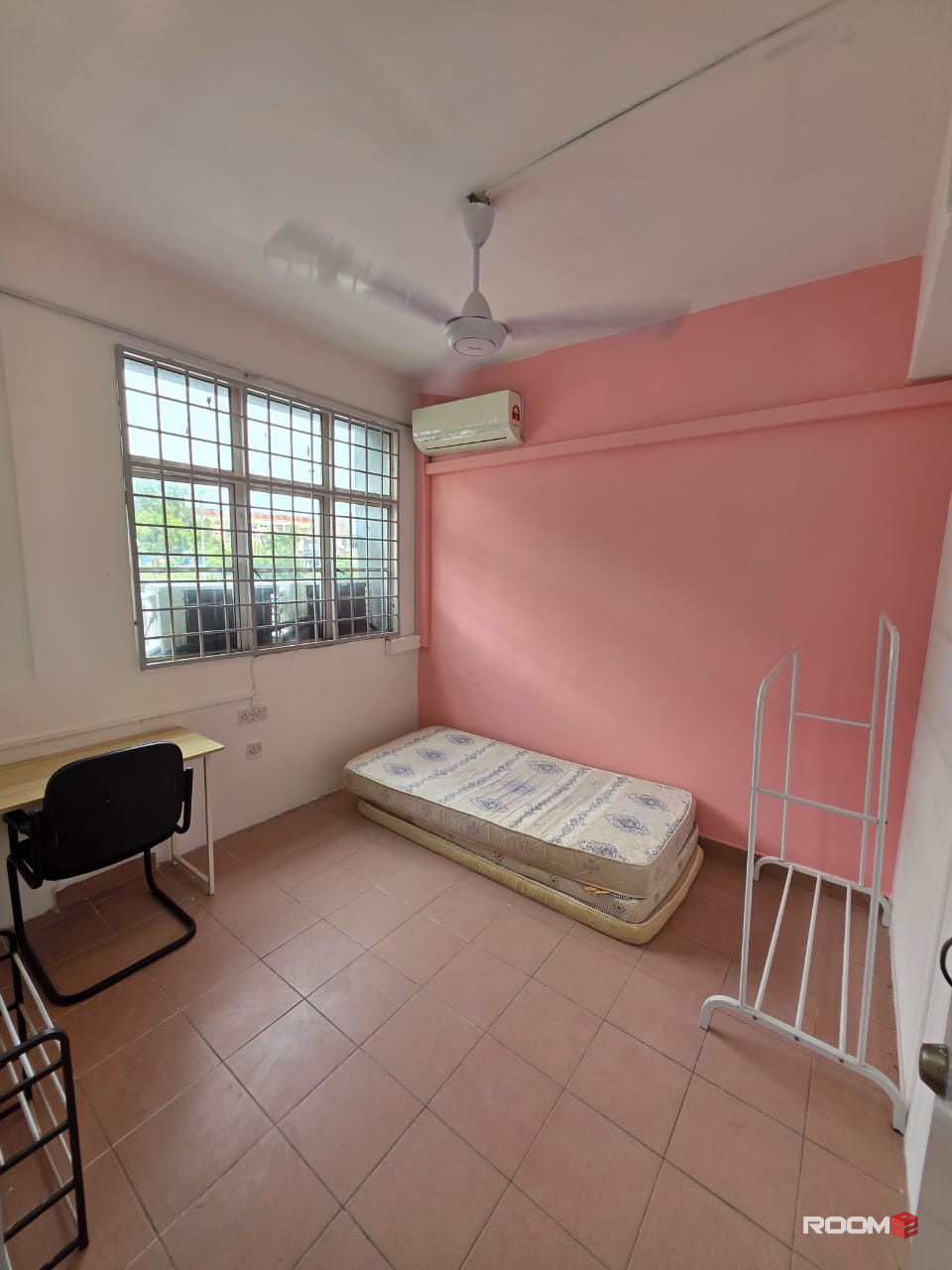 FEMALE UNIT AT PUCHONG