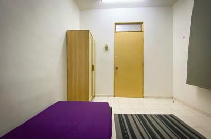 Medium Room, Mentari Court, Blok A
