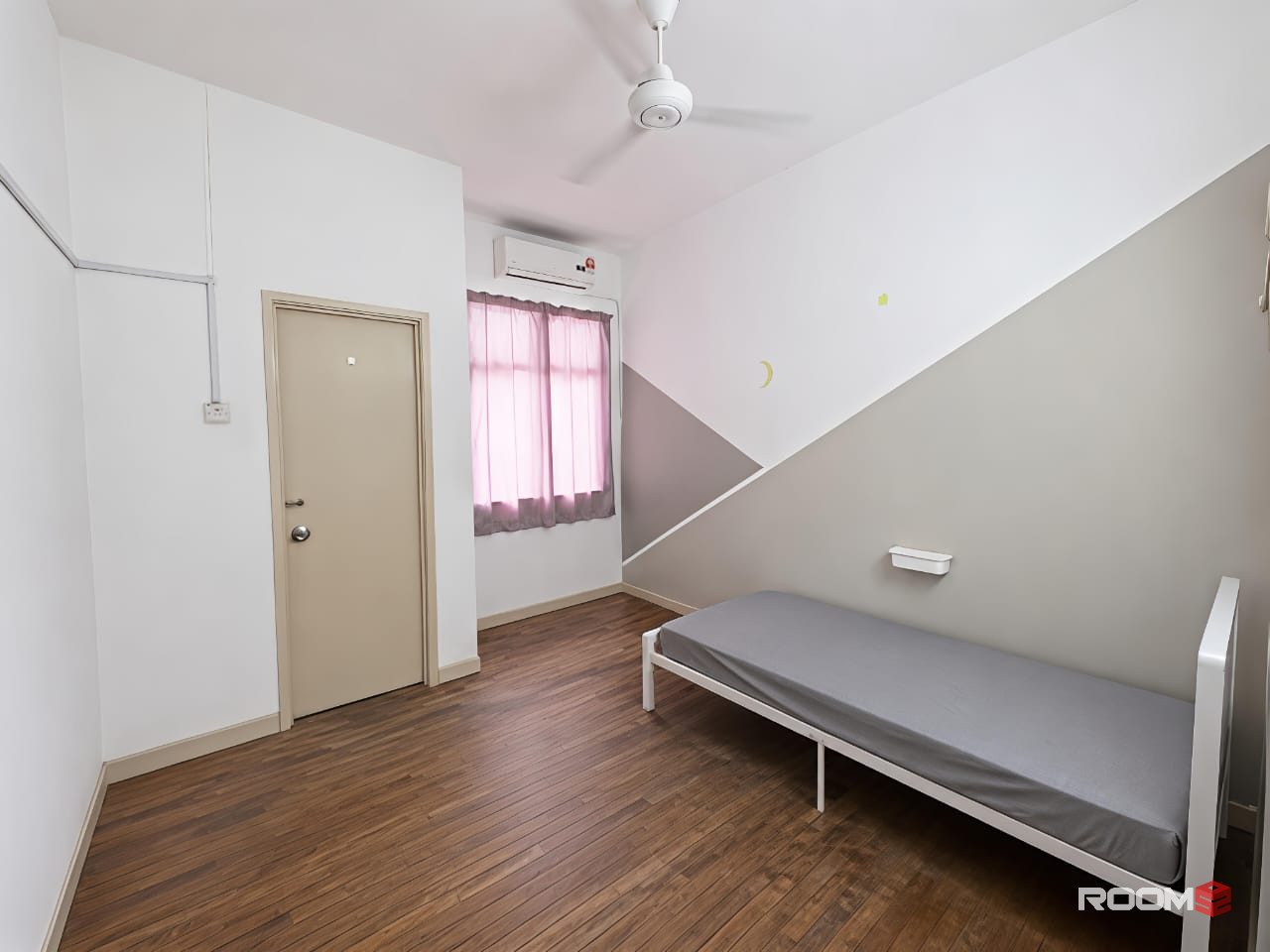 🏡 Kemuning Utama Room For Rent | 🚗 8 Mins To Gamuda Walk Mall 🛍️