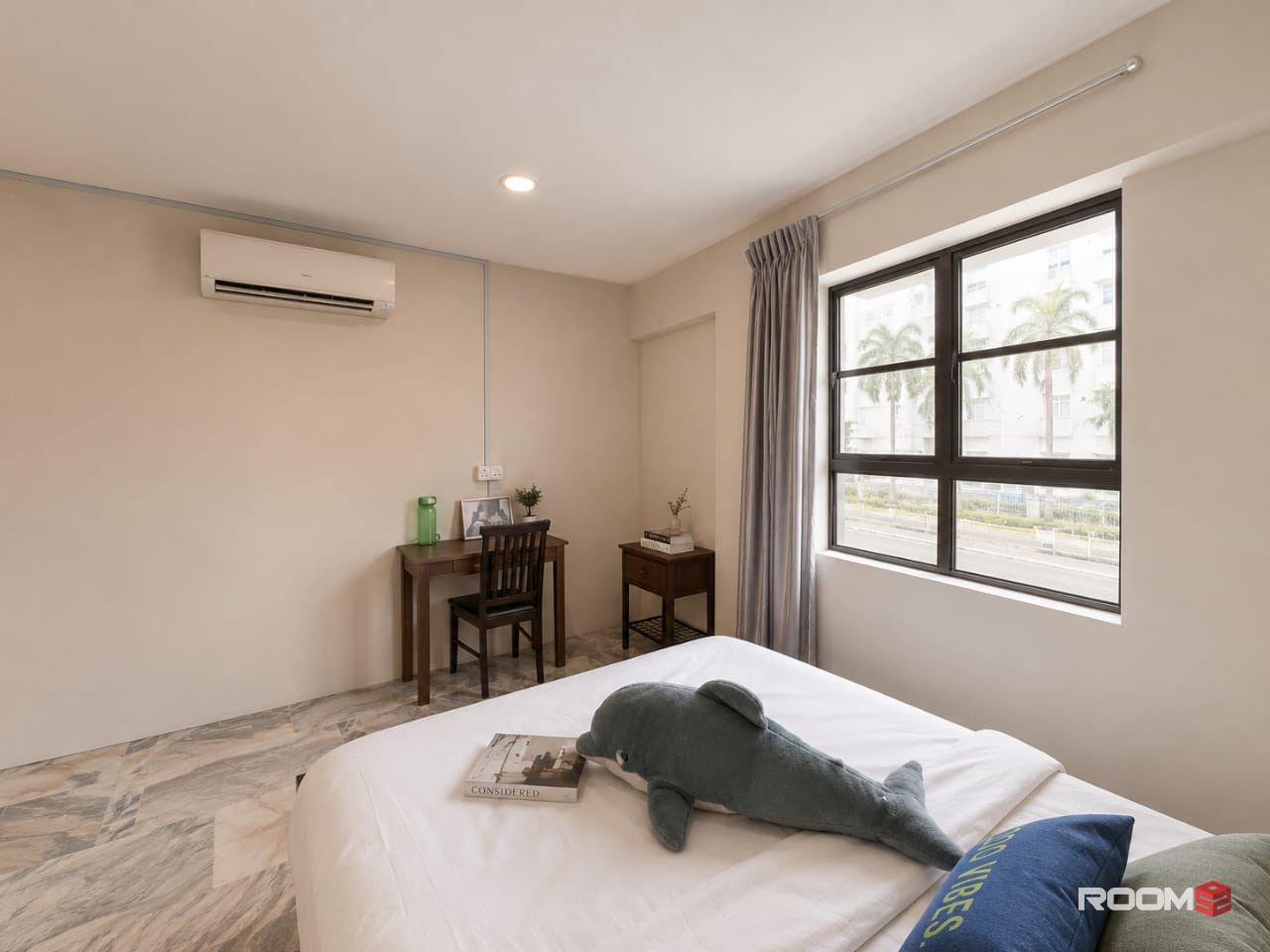 🏬 Hotel Room For Rent @ Seri Kembangan ✨ | 🚗 8 Mins to The Mines Shopping Mall 🛍️🛒