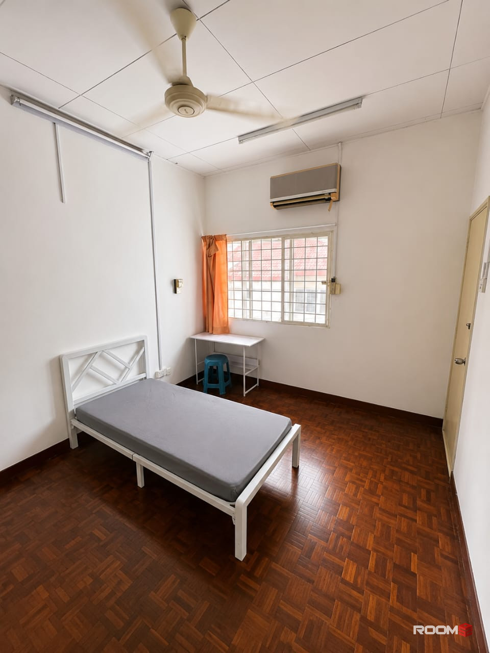 🚗 3 Mins to Bandar Utama MRT 🚆 | 🏡 Medium Room with Attached Shared Bathroom @ Bandar Utama ❤️