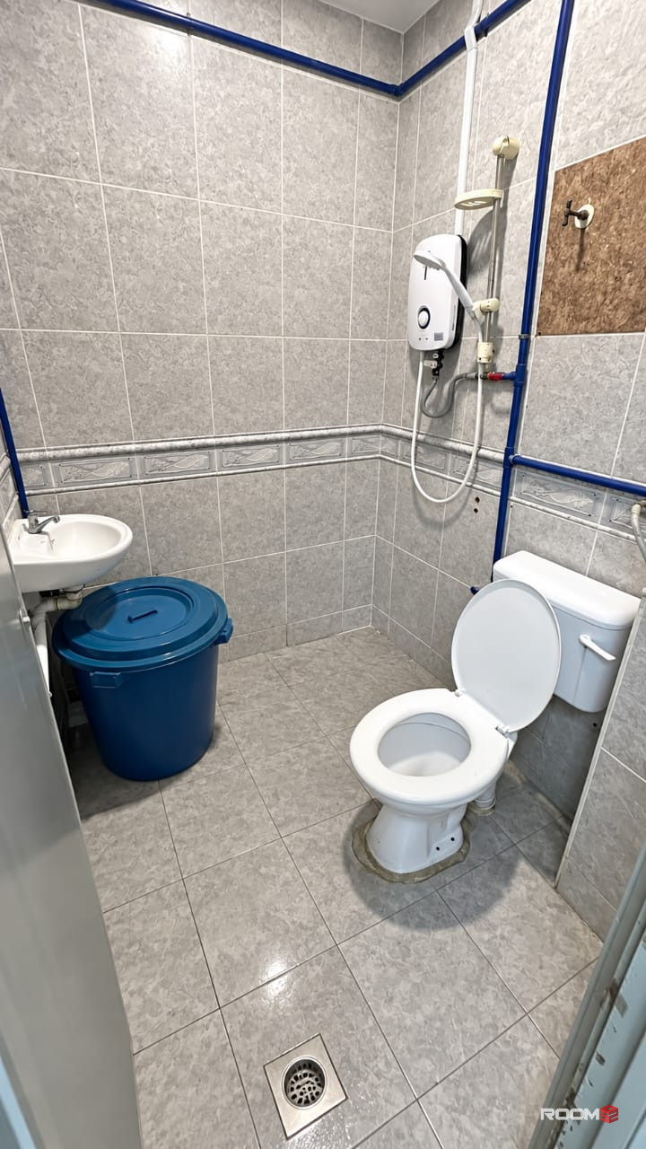 🏢 SS7 Kelana Jaya Single Room For Rent 🛏️ | 🚶10 mins walk to Paradigm Mall 🛒🛍️