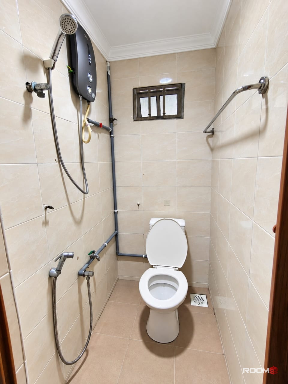 🏠 PJ Old Town Room For Rent | With Private Bathroom 🚿 | 🚗 Near Jalan Templer & Assunta Hospital 🏥