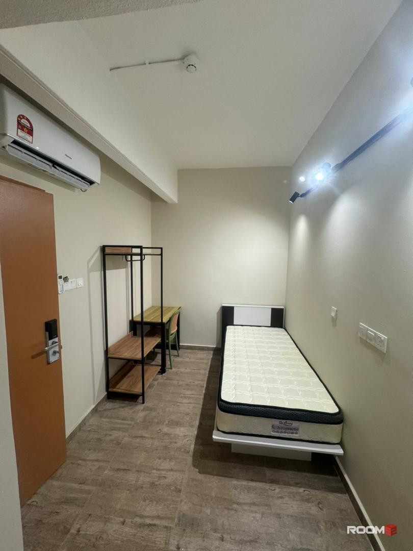 💰Zero Deposit Brand New Private Master Room❗️ 🚝 4 stops to KL Sentral (10 Mins only)❗️