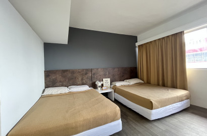 NO DEPOSIT ! 😍 Walking Distance To Monorel & LRT ! HUGE Room Can Fit 3 people !