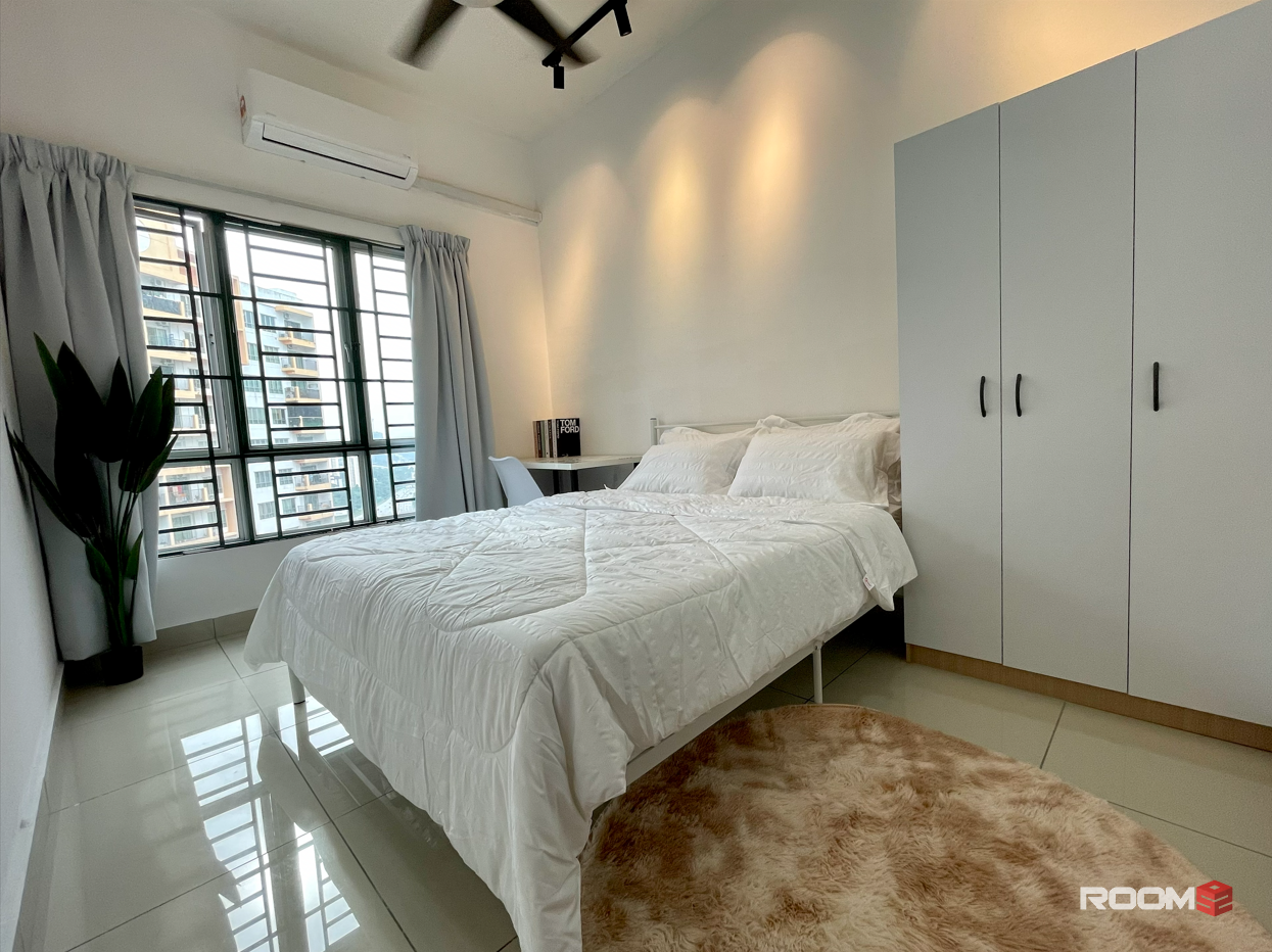 Fully Furnished Apartment Medium Room For Rent At OUG Parklane, Jalan Puchong