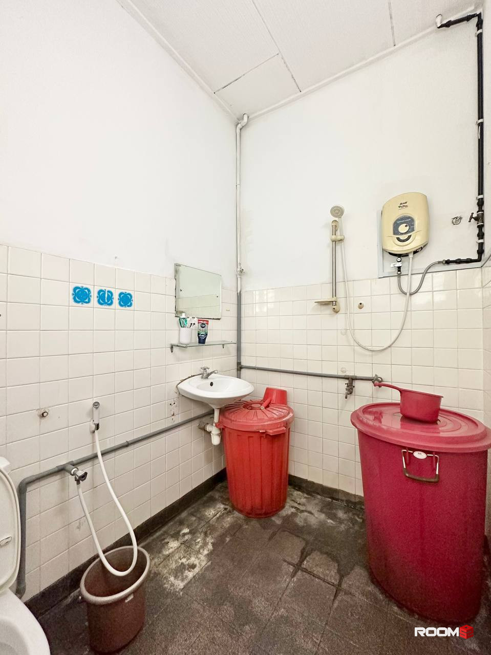 🔥🔥🏠✨PJ SS2 Single Room🌟✨🌈With Funiture, Free WiFi and Clean Environment🛏️💼🪑