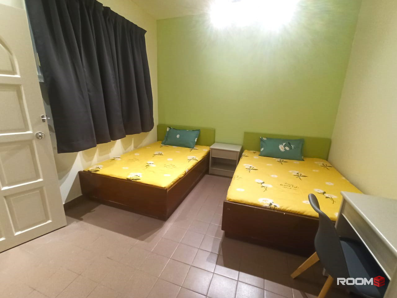 Convenient-Located Room 👀 : ZERO DEPOSIT Room Rental 12 Min to near LRT/MRT 🚄