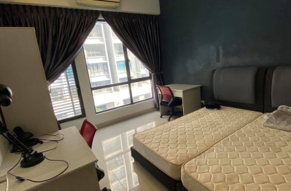 😍 5 mins walk to KDU😍 Inclusive all Utilities except aircond 😍Free Wifi 😍Free Cleaning 😍Fully furnish room at Utrop
