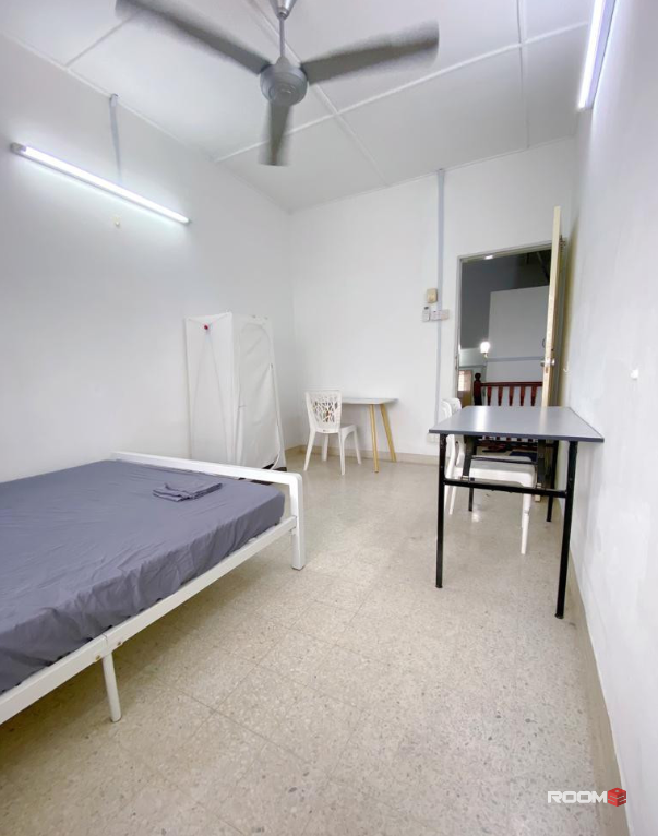 🏠 Fully Furnished Middle Room Landed in SS2 Petaling Jaya🏠near LRT Taman Bahagia/Sea Park🏖️✨