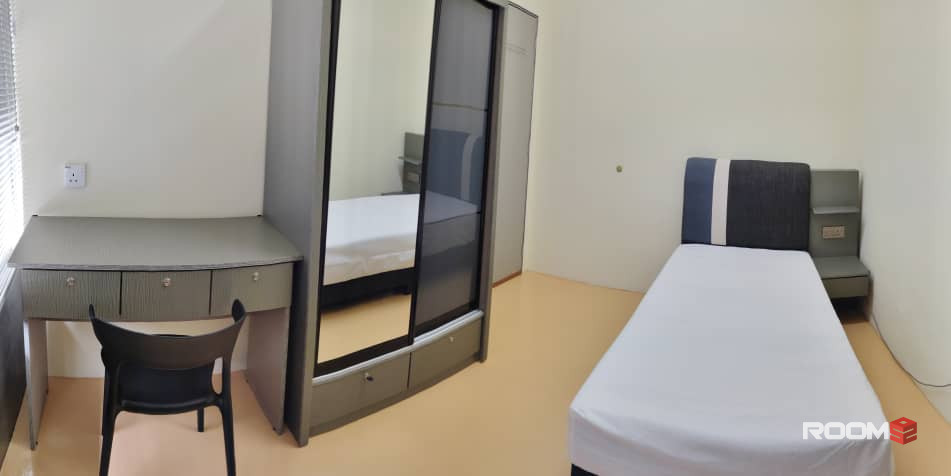 🤩PROMOTION!!!! 🤩 HIGH SPEED INTERNET Big Room Fully Furnished Aircond Wardrobe Table Chair Mattress