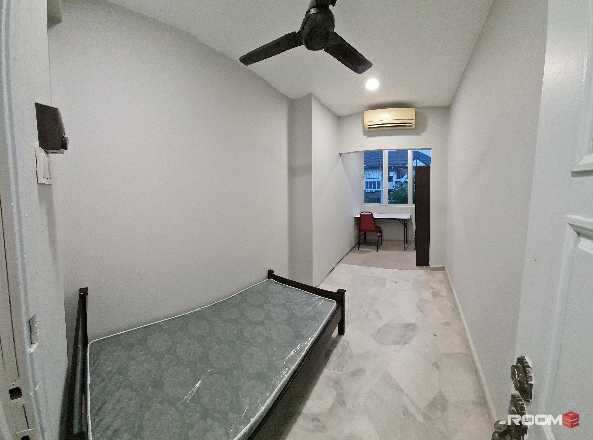 SS15 INTI Subang FEMALE Student Bigger Spacious room rental - myplace Apartment private clean bathroom safe