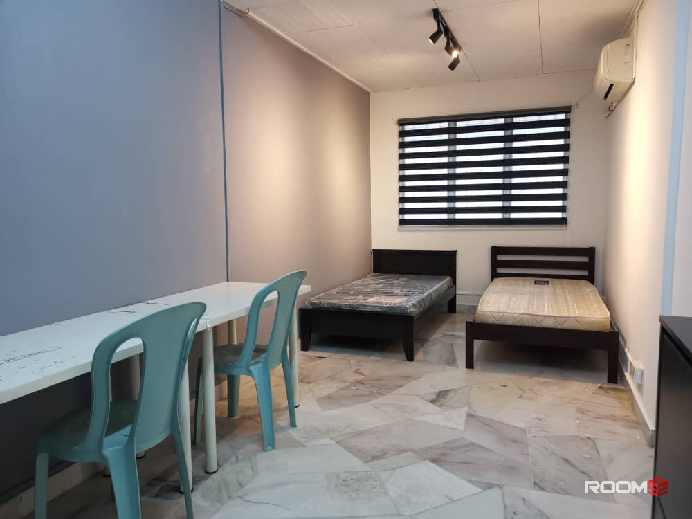 Middle Room Twin Single Bed @ Bandar Sunway