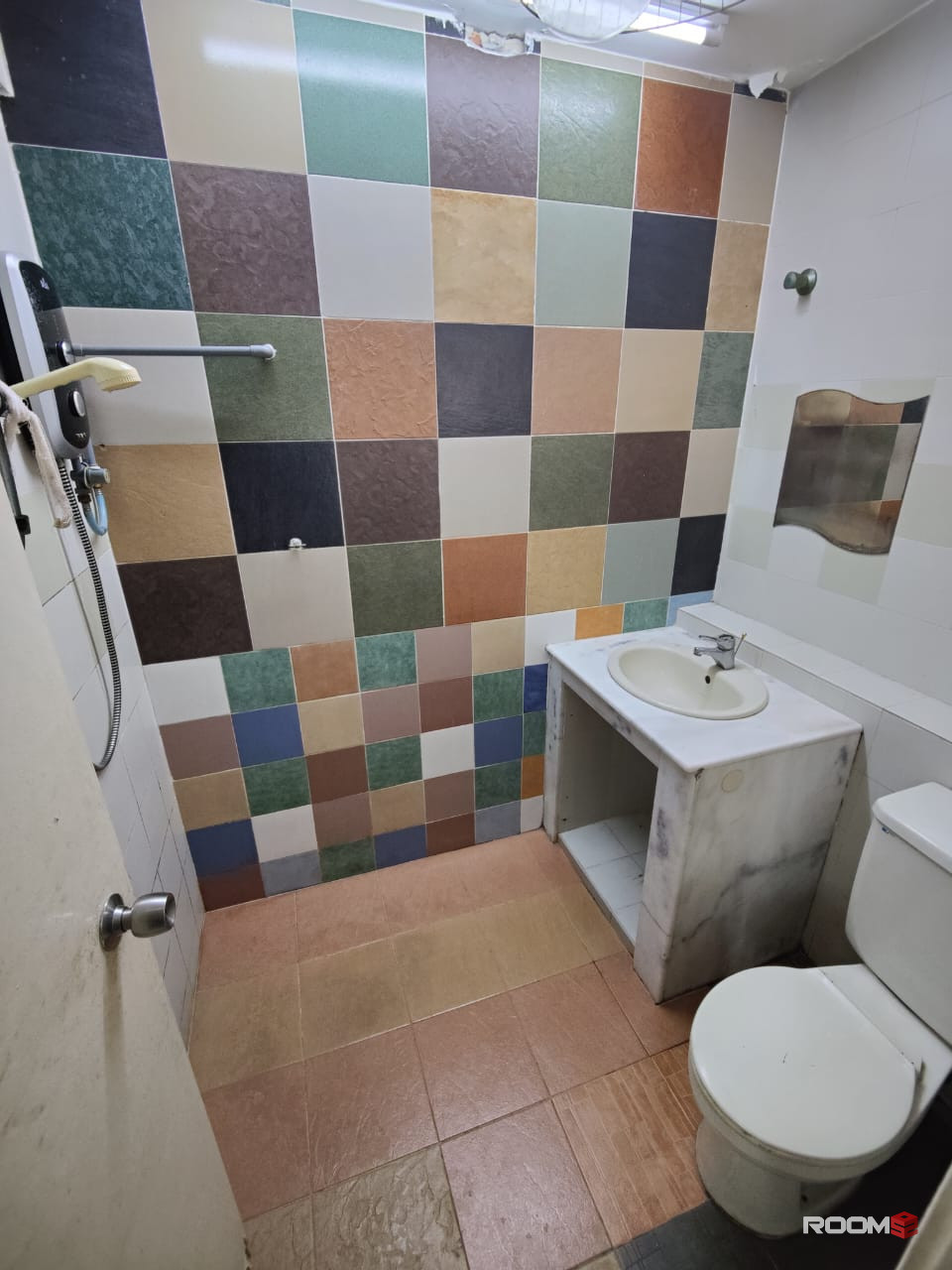 Middle Room Twin Single Bed @ Bandar Sunway