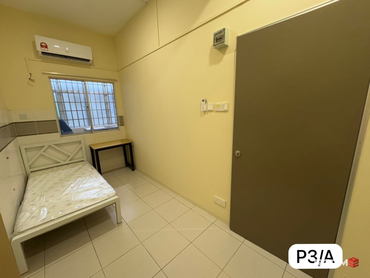 👱🏼Female Unit Room for rent at Setia Indah Landed house