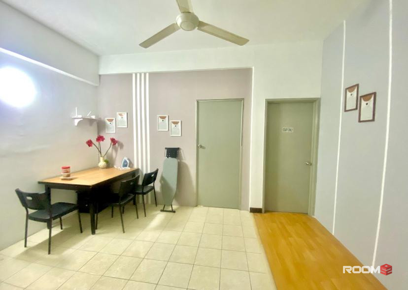 Premium Master Room For Rent @ Millennium Square
