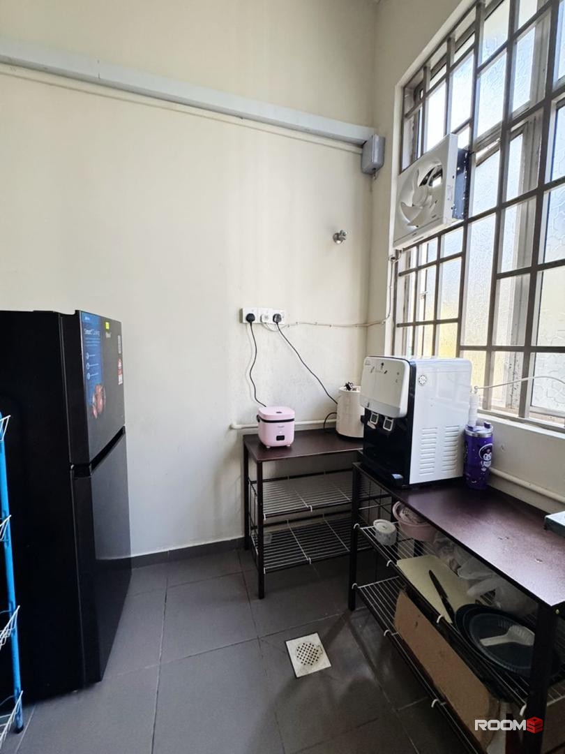 Bilik Sewa Murah 🙌 SETIA ALAM 🙌🙌 🏡🏡Middle Rooms for rent🏘️🏘️ ‼️