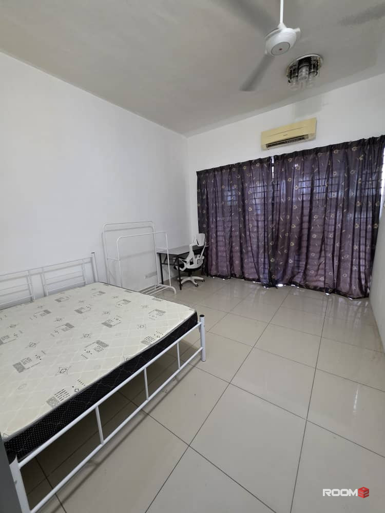 BANDAR 16, SIERRA, PUCHONG, MEDIUM ROOM TO RENT, ZERO DEPOSIT