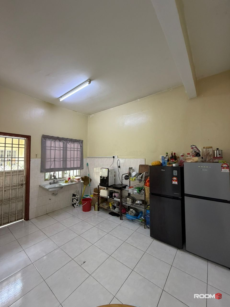 🙋‍♂️MALE ONLY🙋‍♂️KOTA KEMUNIG @BUKIT RIMAU SINGLE ROOM FOR RENT🏠