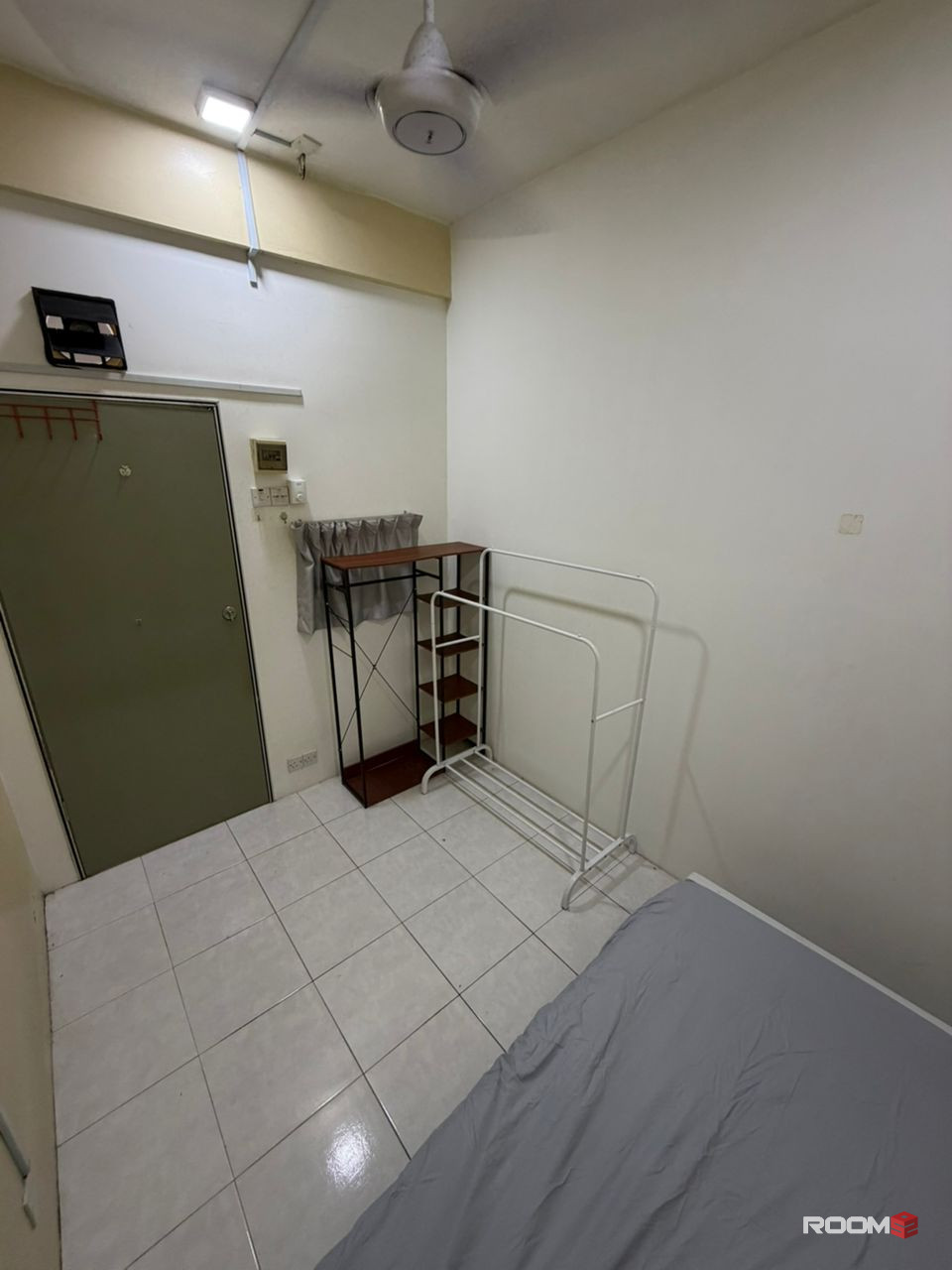 🙋‍♂️MALE ONLY🙋‍♂️KOTA KEMUNIG @BUKIT RIMAU SINGLE ROOM FOR RENT🏠