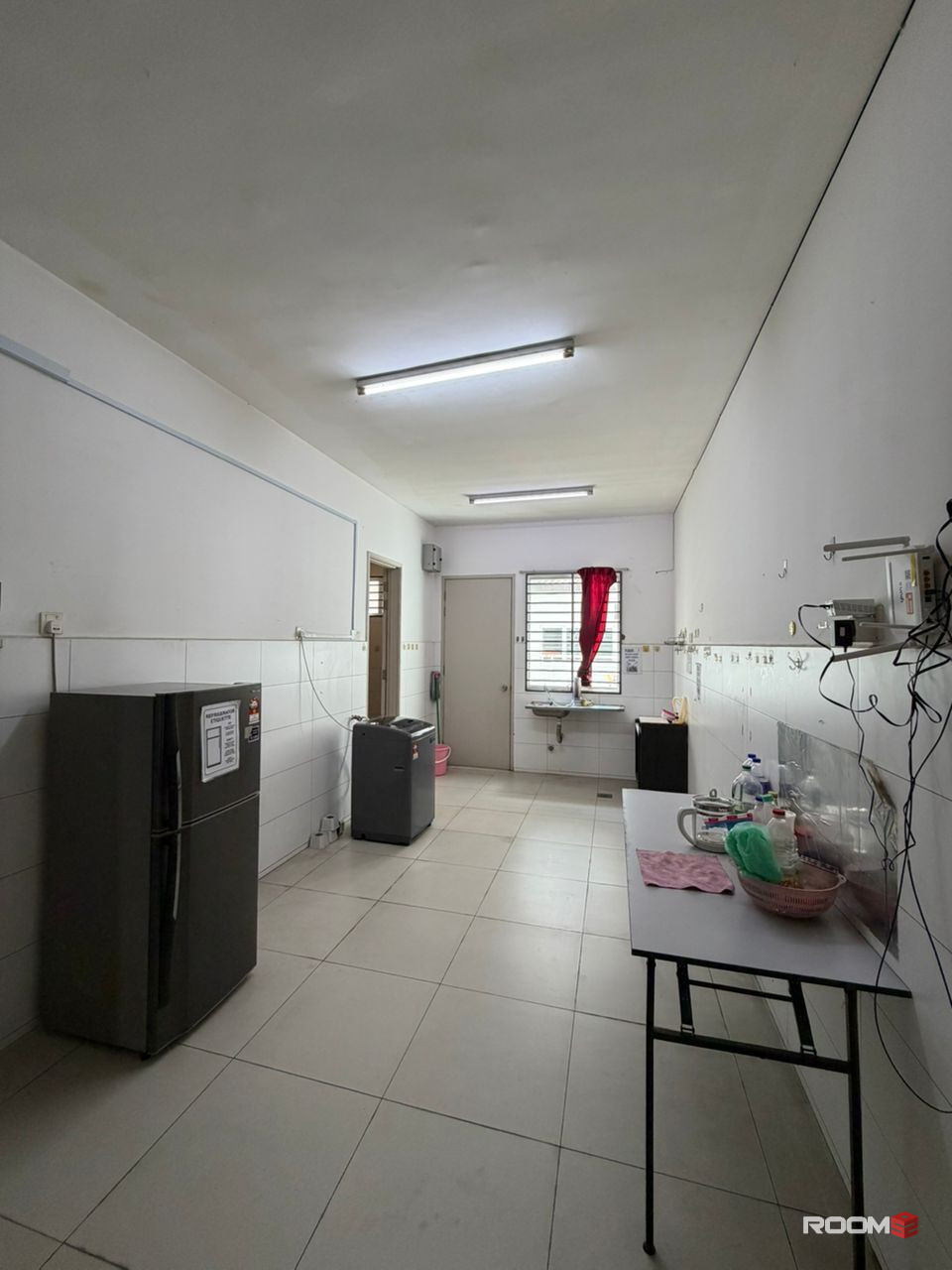‼️LOW DEPOSIT‼️BANDAR BOTANIC KLANG COZY MIDDLE ROOM FOR RENT🏠NEARBY GM KLANG , PORT KLANG , AEON MALL BUKIT TINGGI🤩🤩