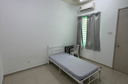 ‼️LOW DEPOSIT‼️BANDAR BOTANIC KLANG COZY MIDDLE ROOM FOR RENT🏠NEARBY GM KLANG , PORT KLANG , AEON MALL BUKIT TINGGI🤩🤩