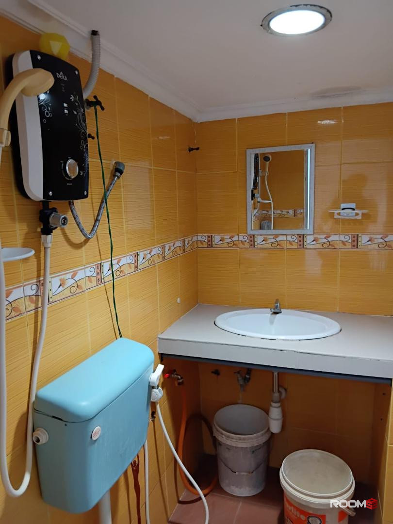 RM550+ Rooms at Segambut and Kepong for rent