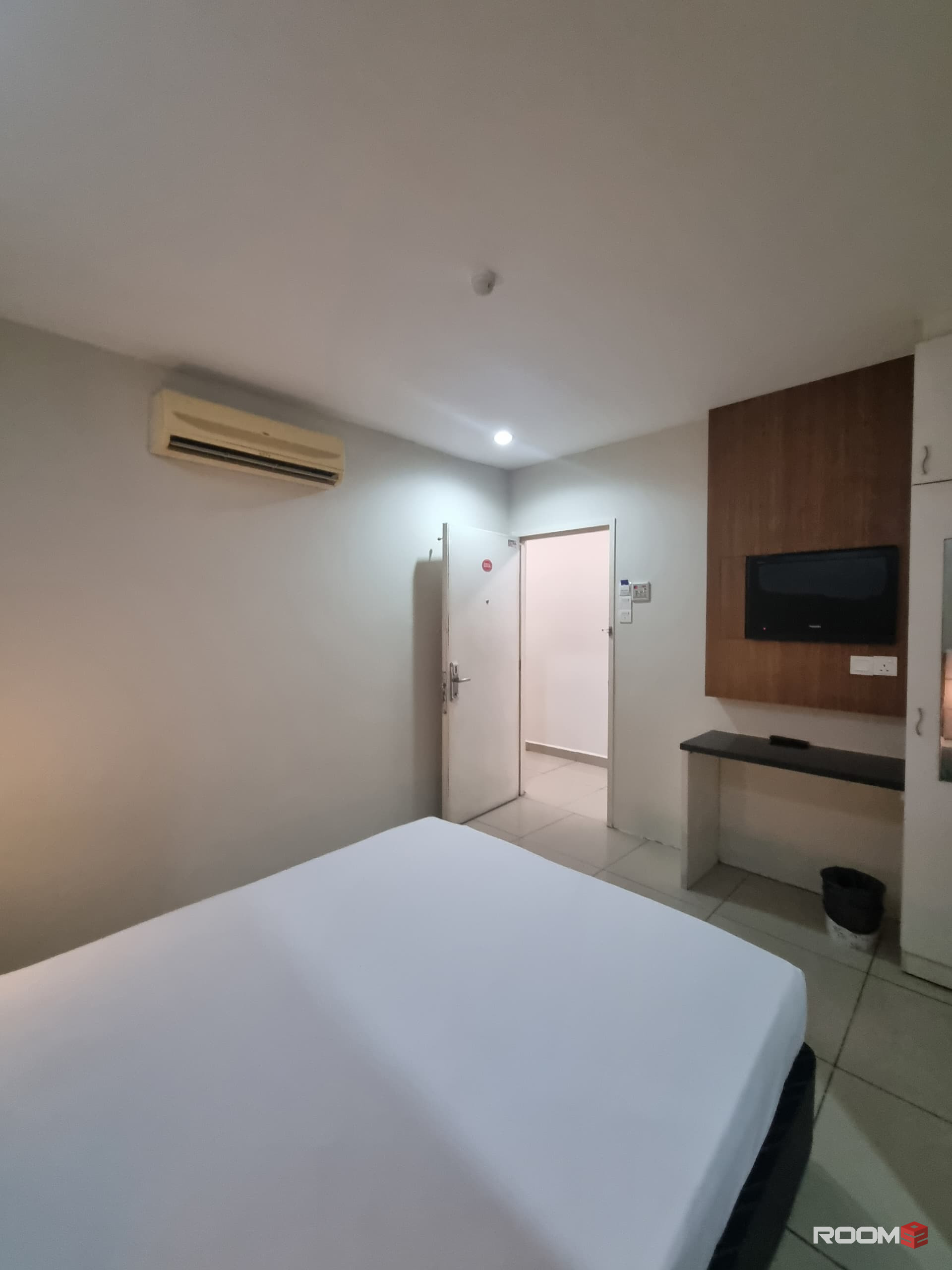 3Mins🚶‍♂️to The Strand Mall🛍️Low Deposit Private Room in Kota Damansara