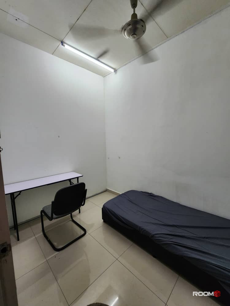 💥 MONTH END PROMO 💥 Single Affordable Room for Rent @ Bandar Puteri Puchong