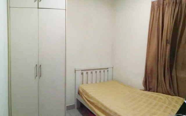 New! Medium Room to Rent at Bandar Puteri, Puchong!