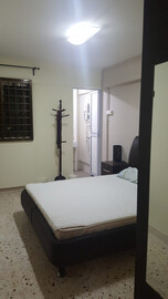 Great! Available Medium Aircond Room to Rent at Jalan Bayan, Bandar Puchong Jaya.
