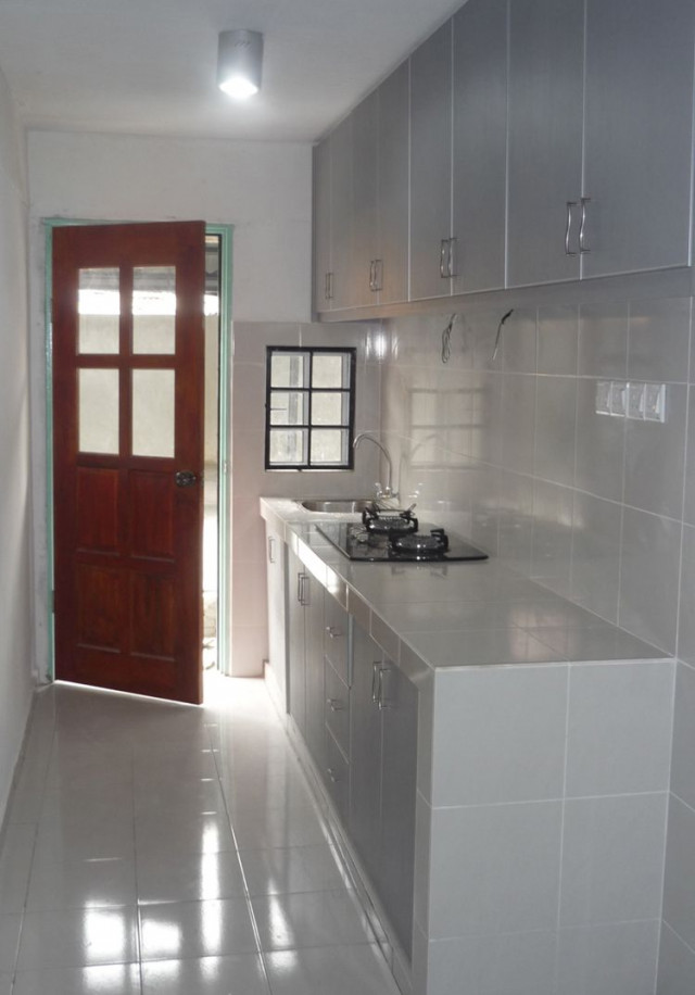 Hot Area! Available Medium Room to Rent at Jalan Bayan, Bandar Puchong Jaya. Cleaning and Maintenance Provided!
