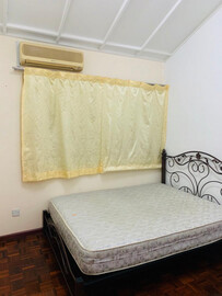Medium Room Closer Tropicana Mall in Damansara kim SS20 walking to MRT