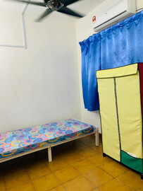Acond Room Nearby Tropicana Mall in Damansara kim SS20