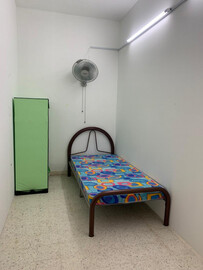 Single Room in Damansara kim SS20