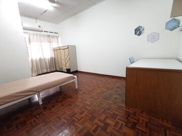 Room for rent in Ss2  🏡
