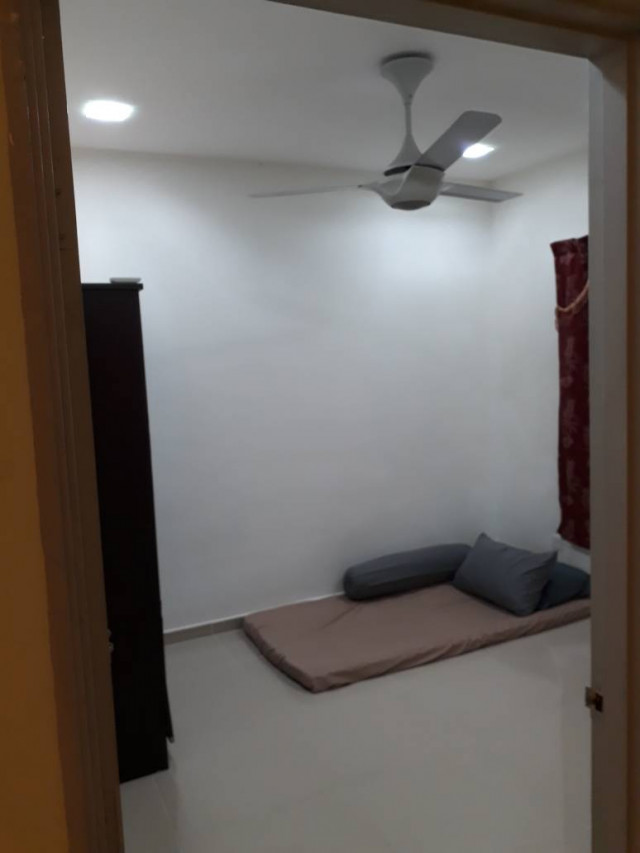 Medium Room for Rent near LRT Bandar Sri Permaisuri, Cheras, KL